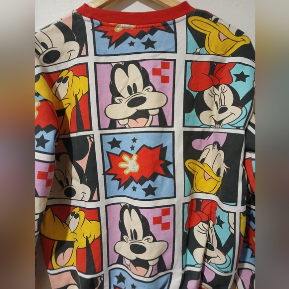 Disney Mickey & Co Color Block Women's Crewneck Sweatshirt Size: S - Picture 6 of 7
